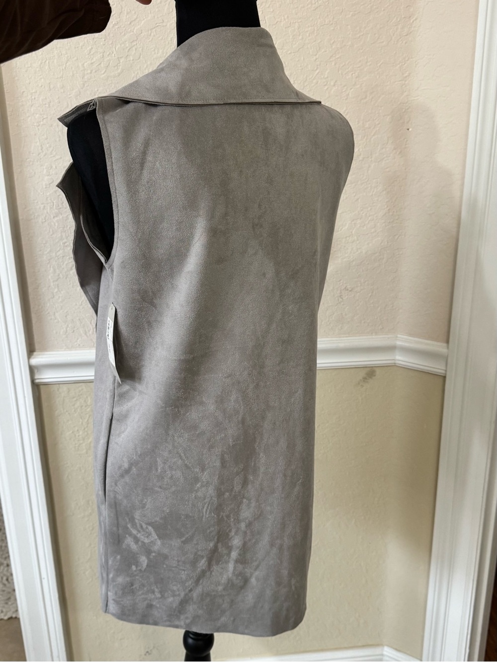 NWT Light Gray Faux Suede Sleeveless Longline Trench Vest - Picture 7 of 10